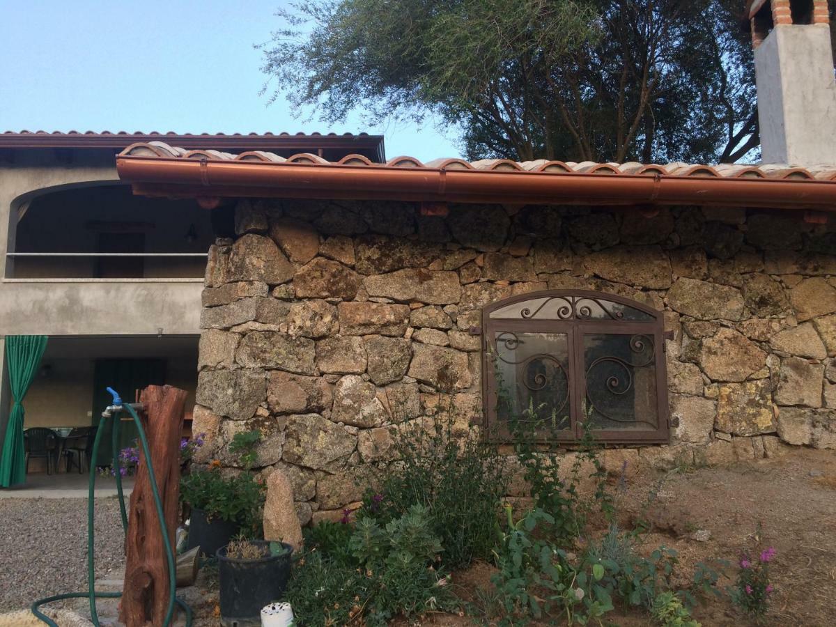 S'Umbra De S'Ozzastru Villa Orgosolo Exterior photo